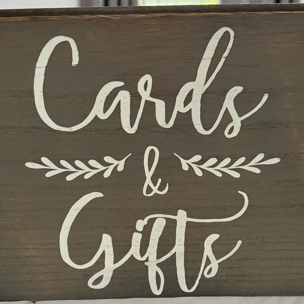 Rustic Wooden 'Cards & Gifts' box
